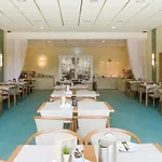 Saar Galerie מלון