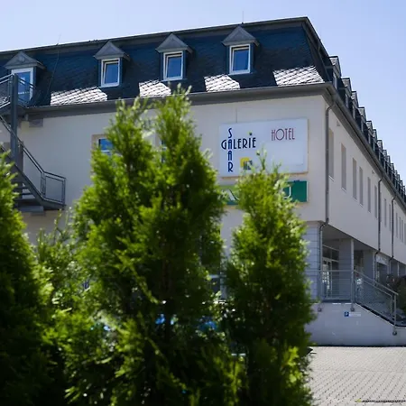 Saar Galerie Hotel 3*