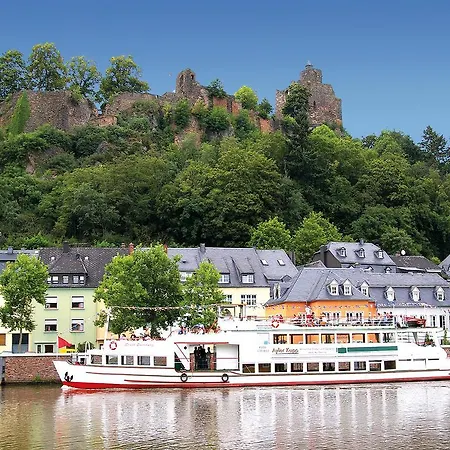 Saar Galerie Hotel 3*