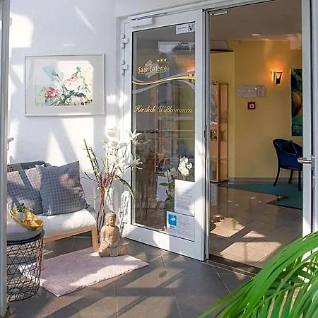 Saar Galerie מלון