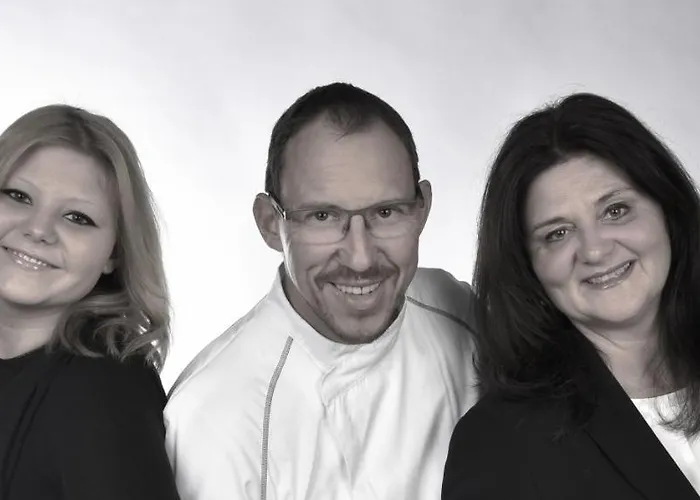 Saar Galerie Hotel 3*