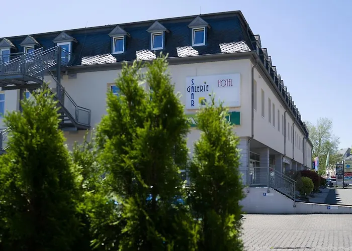 Saar Galerie Hotel 3*